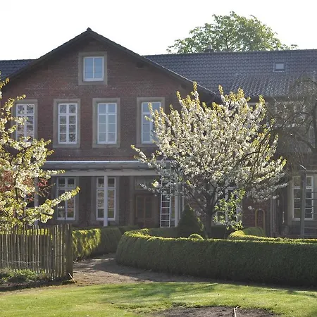 招待所 卡拉蒙经济型酒店（客房&早餐）